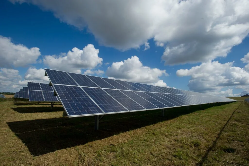 PANELES SOLARES » Qué son, Funcionamiento, Ventajas HISTORIA DE LA ENERGÍA SOLAR