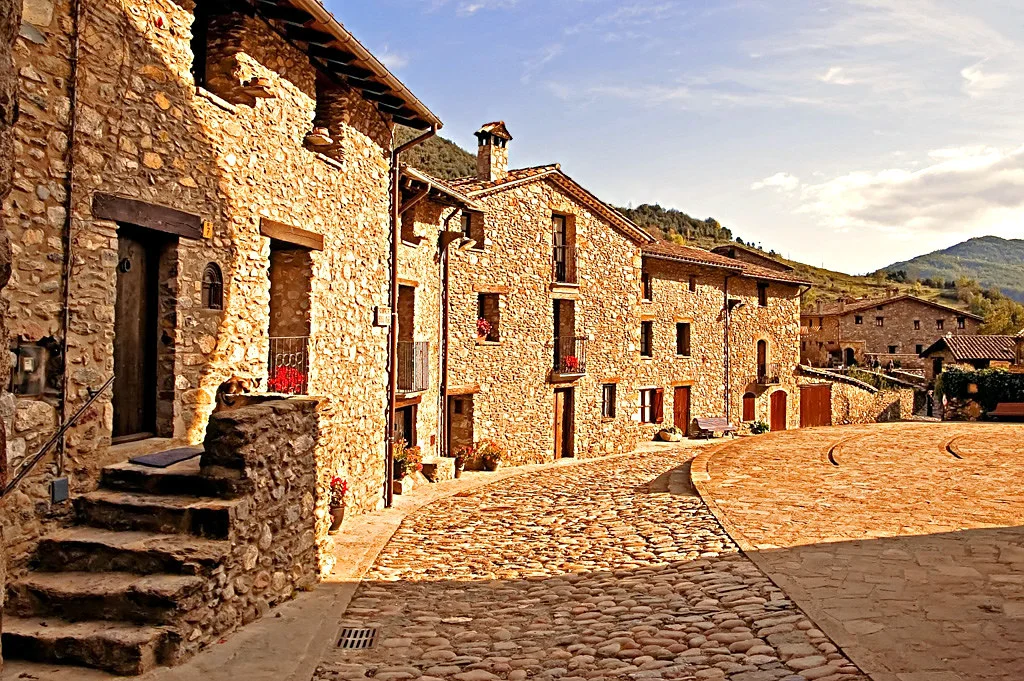 PUEBLOS DE GERONA » Vive la experiencia de conocer los 9 mejores PUEBLOS DE GERONA » Vive la experiencia de conocer los 9 mejores